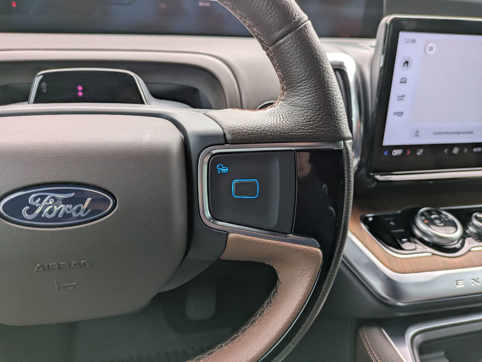 Certified 2025 Ford Expedition King Ranch AWD/4WD image 33