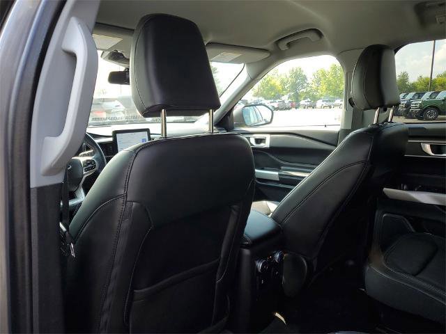 Certified 2022 Ford Explorer XLT w/ Equipment Group 202A image 25