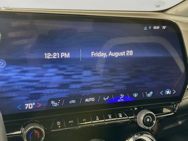 Used 2024 Chevrolet Blazer EV LT AWD/4WD image 21