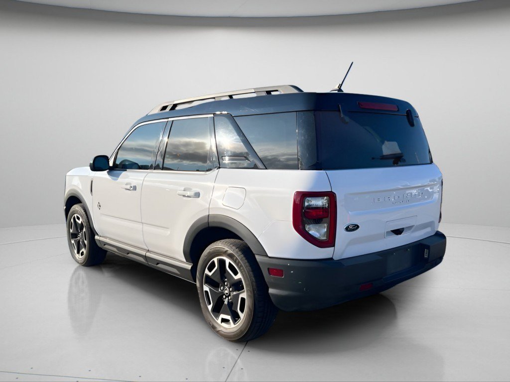 Certified 2022 Ford Bronco Sport Outer Banks w/ Tech Package AWD/4WD image 11