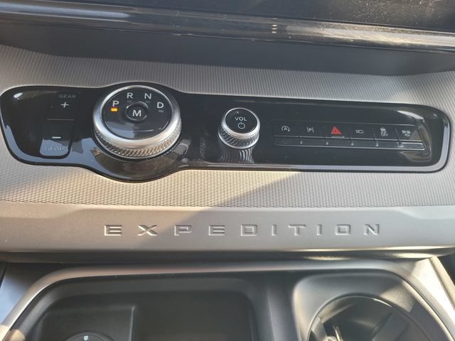 Certified 2025 Ford Expedition Max Active RWD image 23