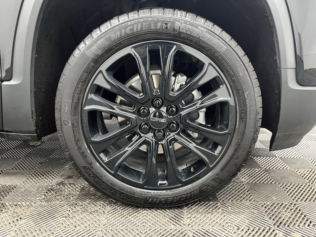 Used 2023 GMC Acadia SLE w/ Driver Convenience Package image 16