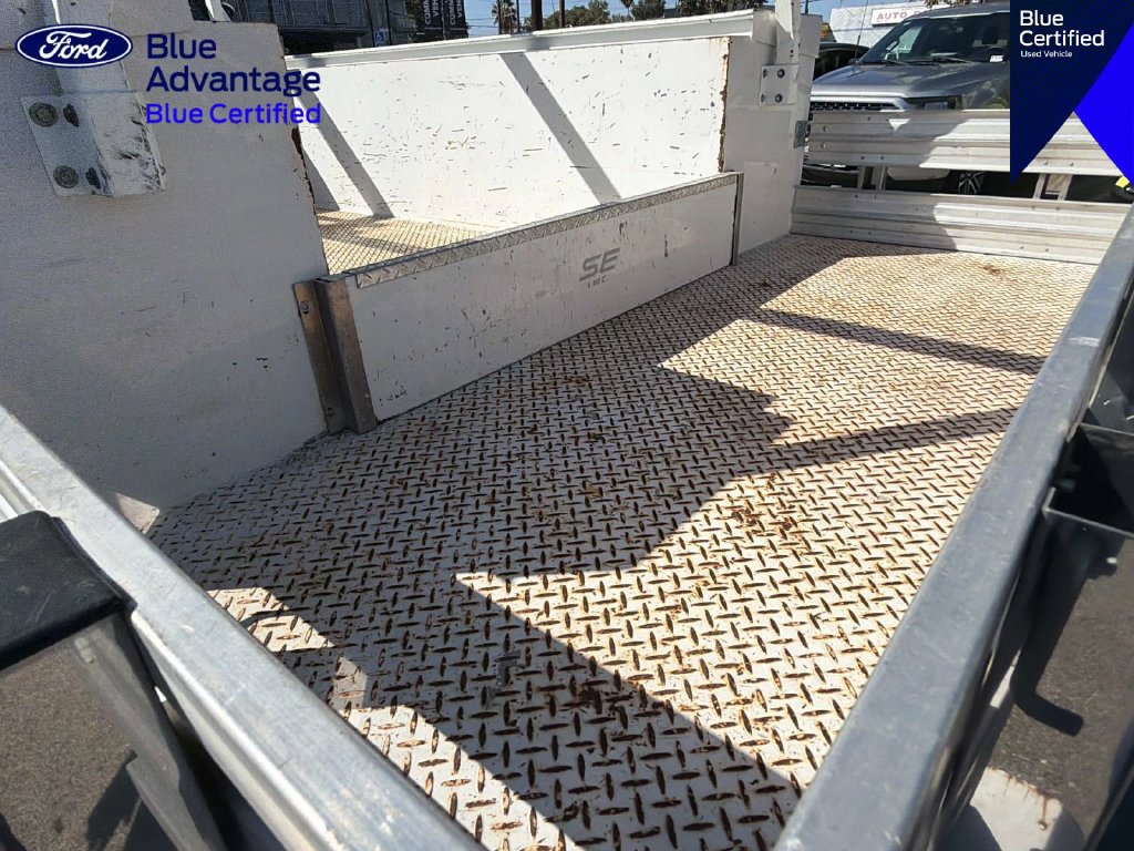 Certified 2022 Ford F550 Luxury RWD image 8