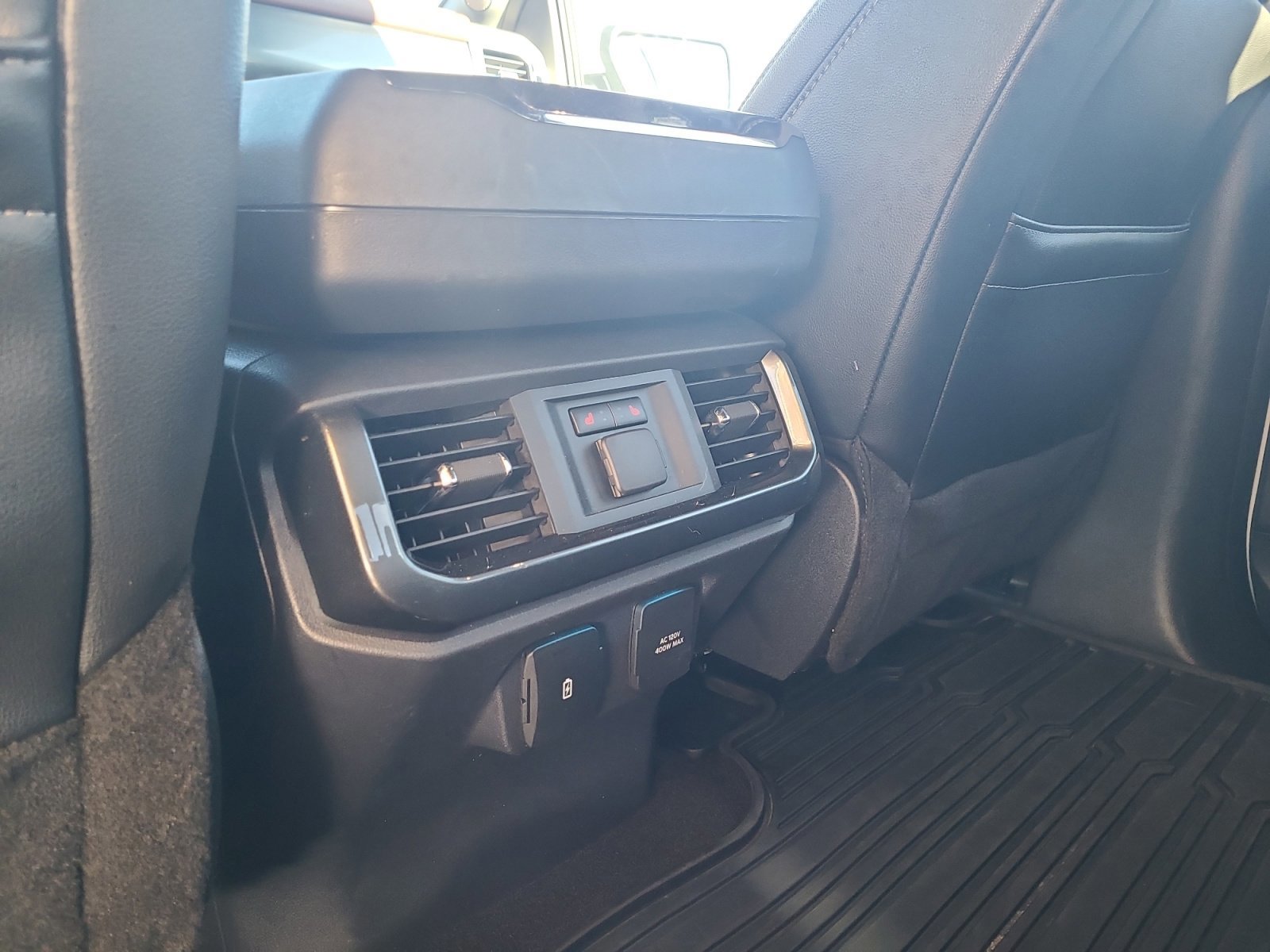 Certified 2022 Ford F150 Lariat w/ Equipment Group 502A High image 32