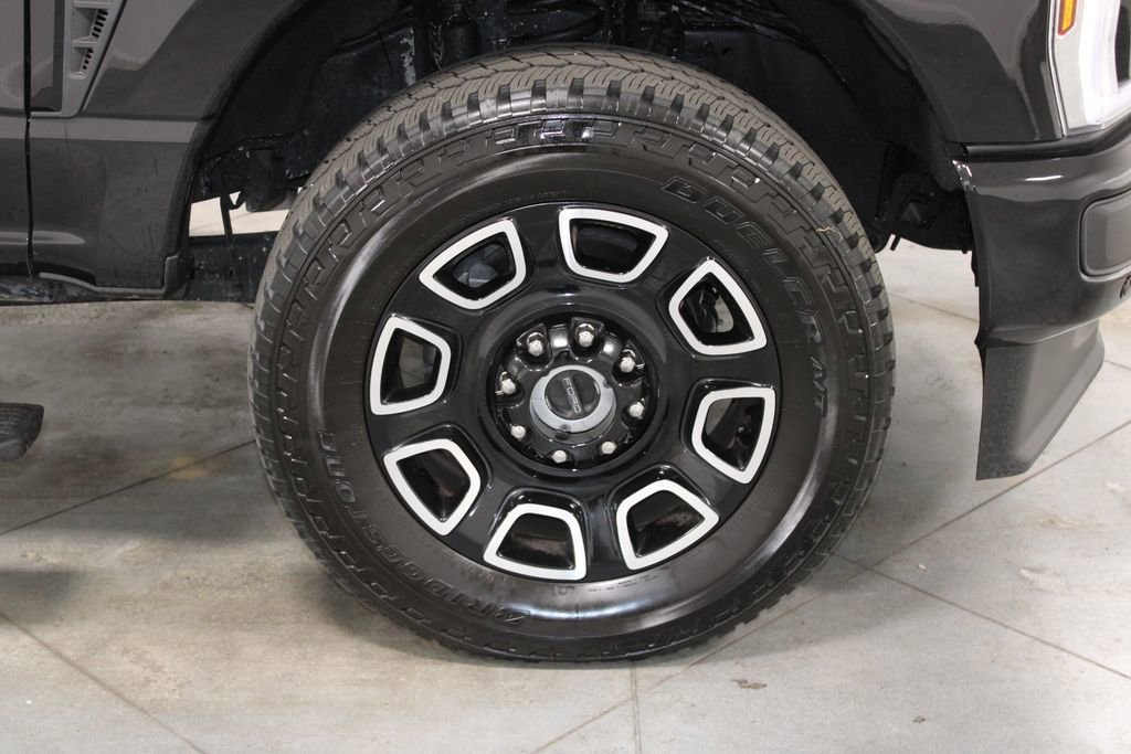 Certified 2025 Ford F350 Platinum image 17