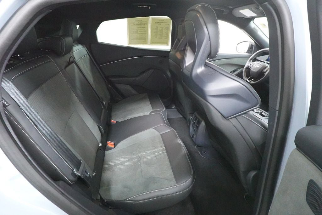 Certified 2025 Ford Mustang Mach-E GT AWD/4WD image 32