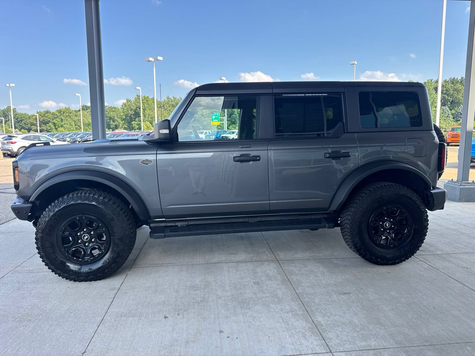 Certified 2023 Ford Bronco Wildtrak AWD/4WD image 4