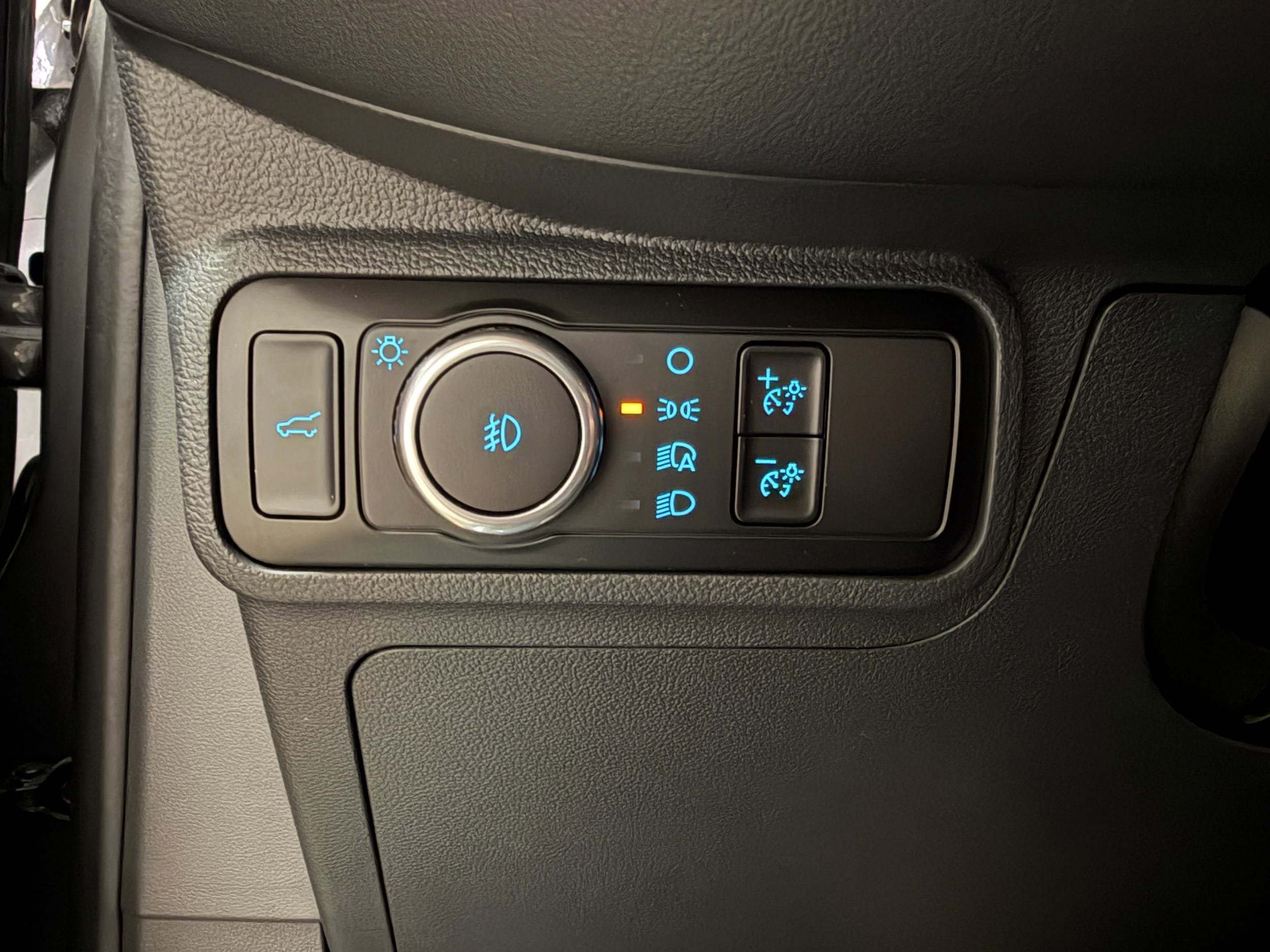 Certified 2025 Ford Explorer ST-Line AWD/4WD image 15