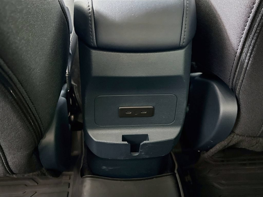 Certified 2025 Ford Maverick XL FWD image 23