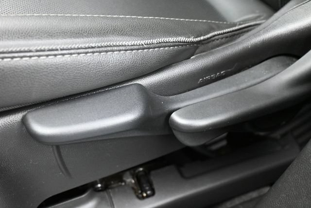 Used 2024 Buick Encore GX Sport Touring FWD image 13