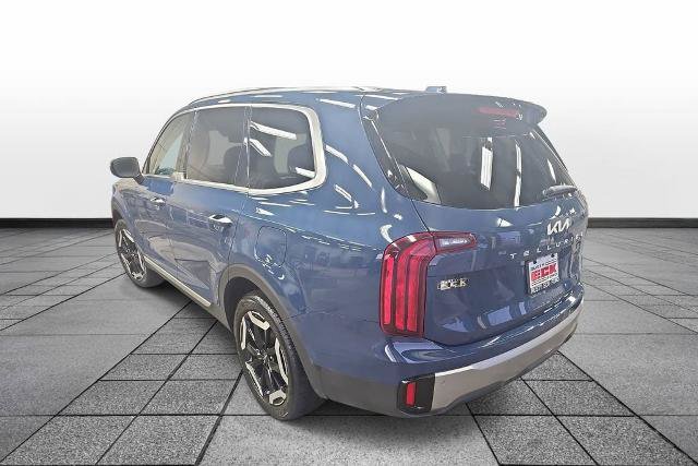 Used 2025 Kia Telluride S FWD image 7