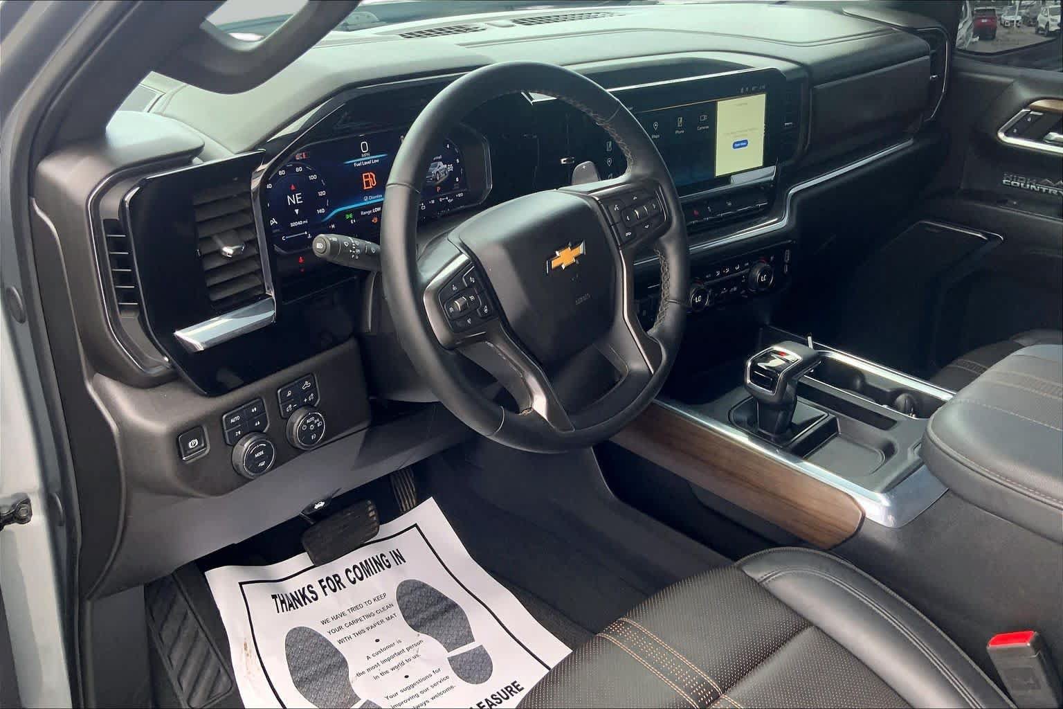 Used 2024 Chevrolet Silverado 1500 High Country AWD/4WD image 18