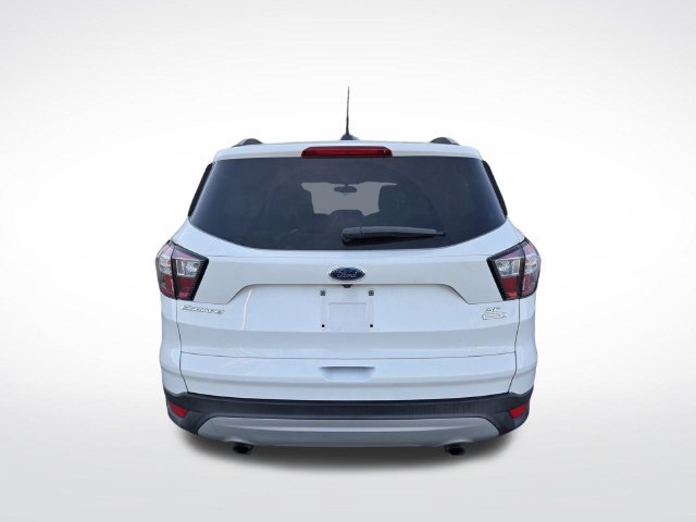 Certified 2018 Ford Escape SE FWD image 9