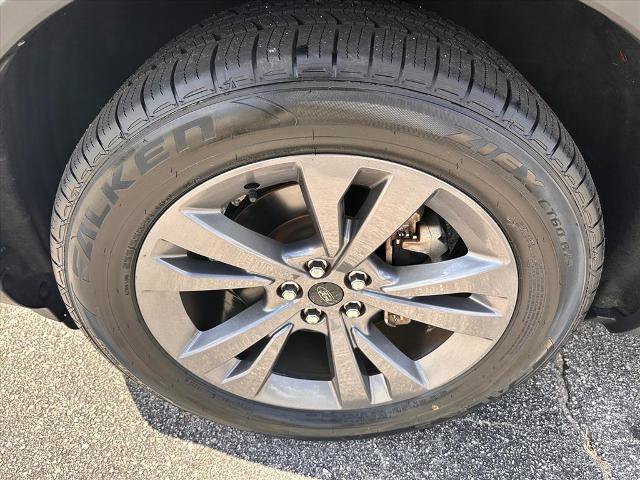 Certified 2023 Ford Explorer XLT w/ Equipment Group 202A RWD image 11