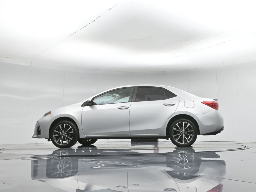 Used 2017 Toyota Corolla SE w/ Carpet Mat Package (TMS) FWD image 24