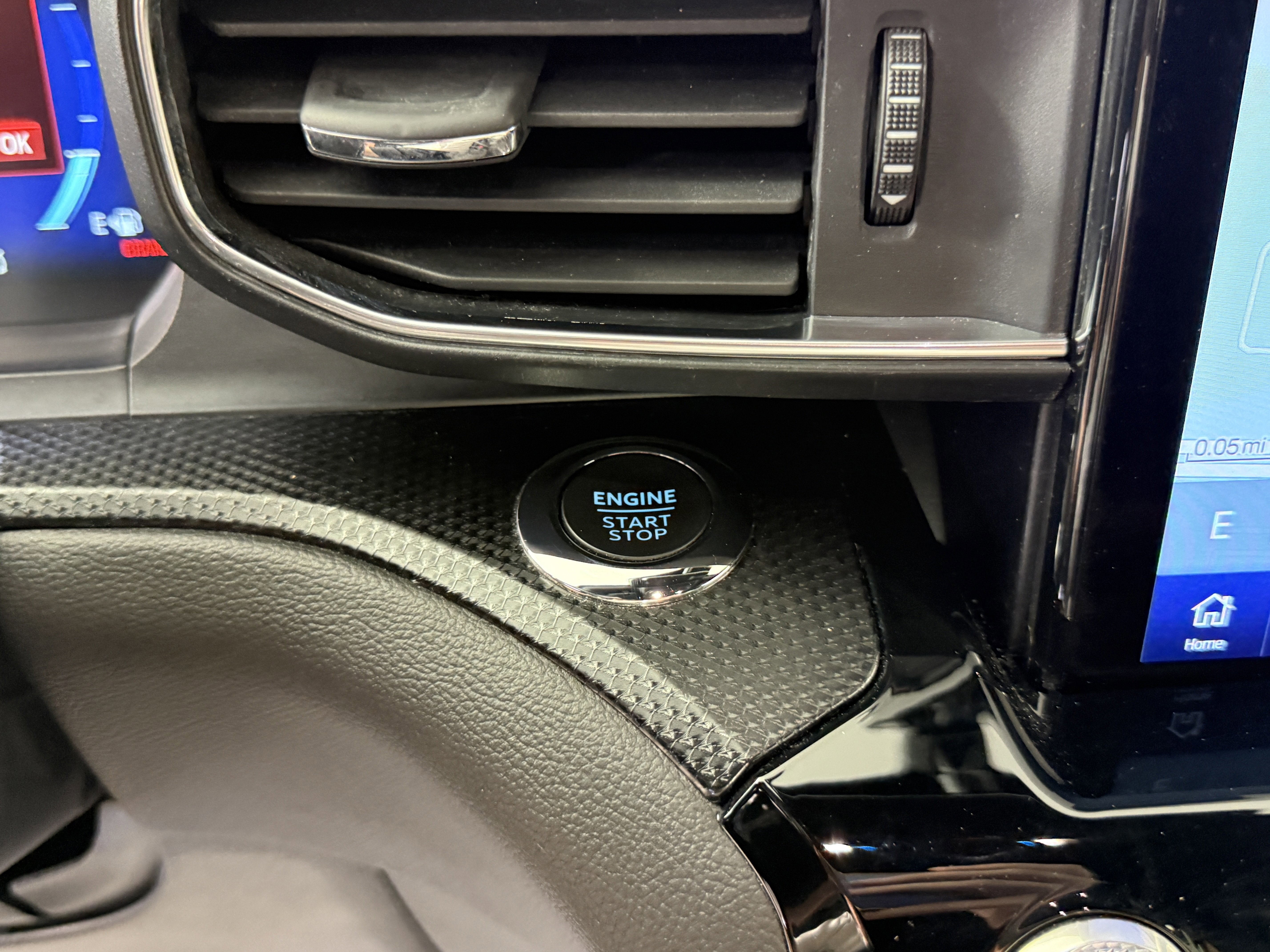 Certified 2022 Ford Explorer ST w/ Equipment Group 401A image 28