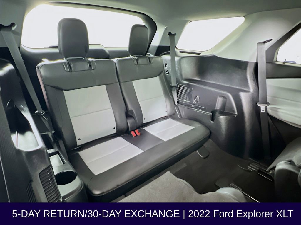 Certified 2022 Ford Explorer XLT w/ Equipment Group 202A image 31
