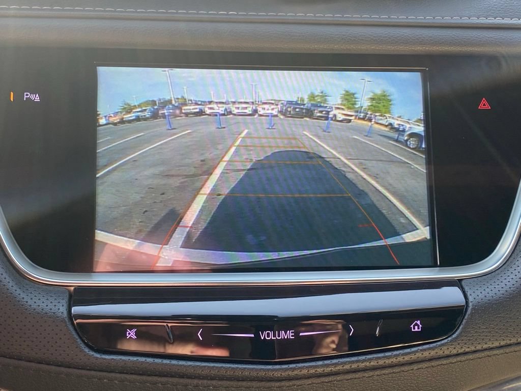 Used 2018 Cadillac XT5 AWD image 16