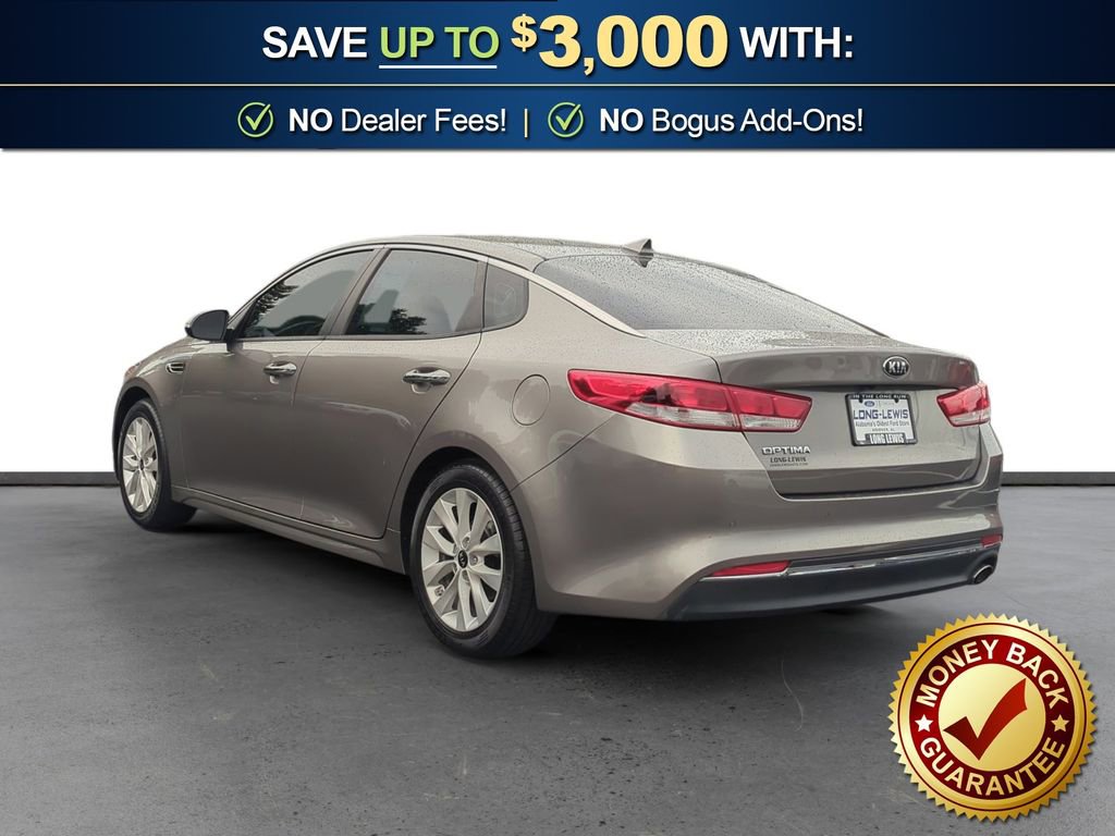 Used 2018 Kia Optima LX w/ 17" Alloy Wheels Package FWD image 4