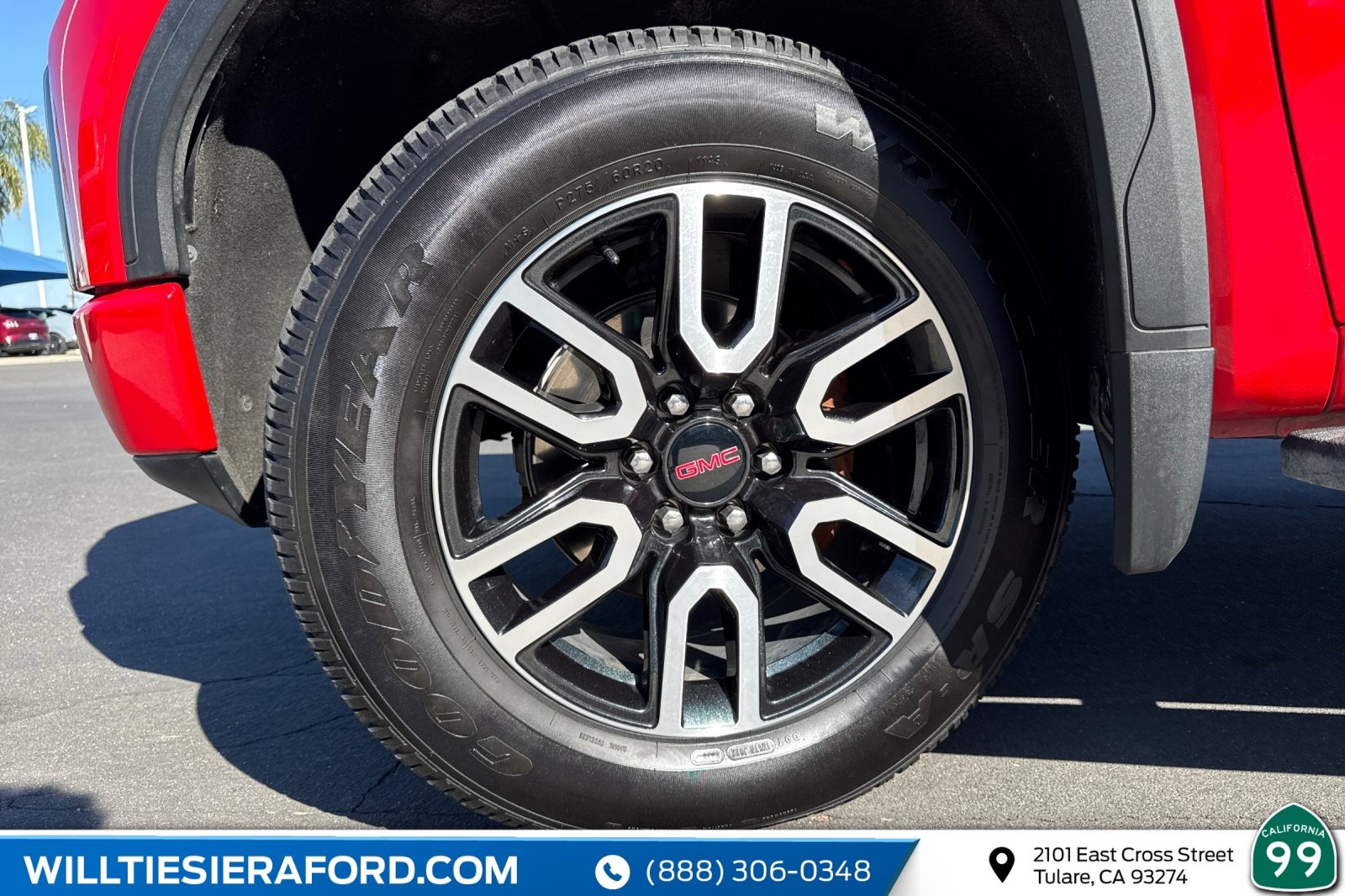 Used 2021 GMC Sierra 1500 AT4 w/ Off-Road Performance Package image 12