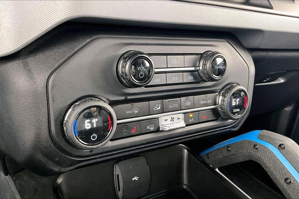 Certified 2023 Ford Bronco Black Diamond image 31