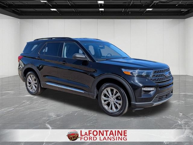 Certified 2023 Ford Explorer XLT w/ Equipment Group 202A AWD/4WD image 7