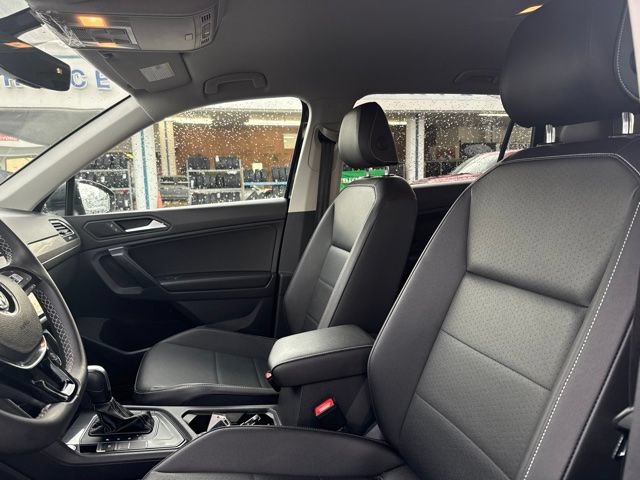 Used 2021 Volkswagen Tiguan SE FWD image 11