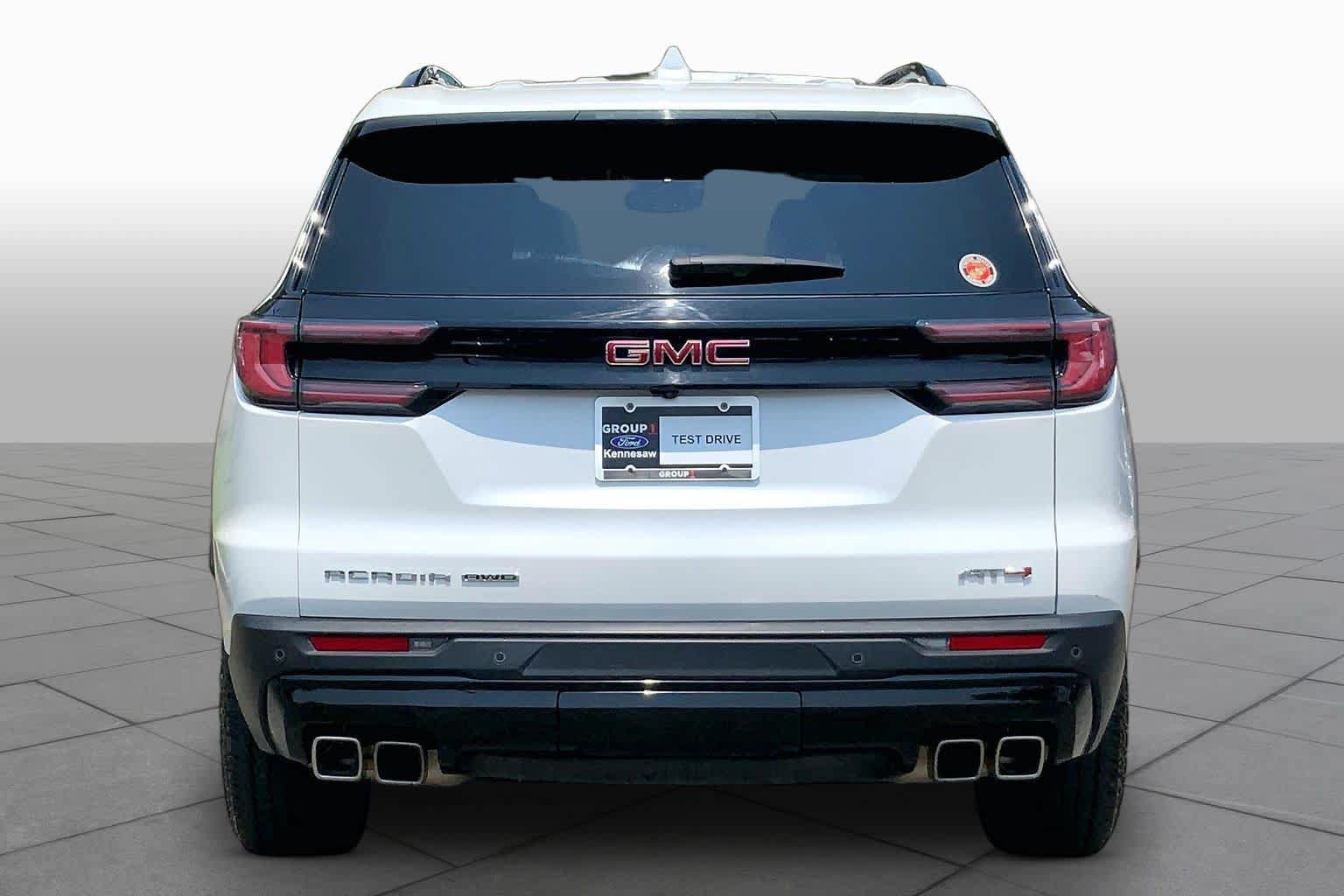 Used 2025 GMC Acadia AT4 w/ Luxury Package AWD/4WD image 5