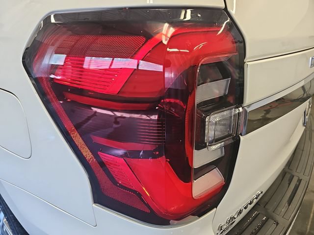 Certified 2024 Ford Expedition Limited AWD/4WD image 33