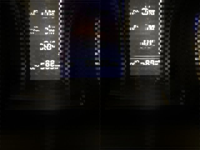 Used 2020 Toyota Camry SE image 15