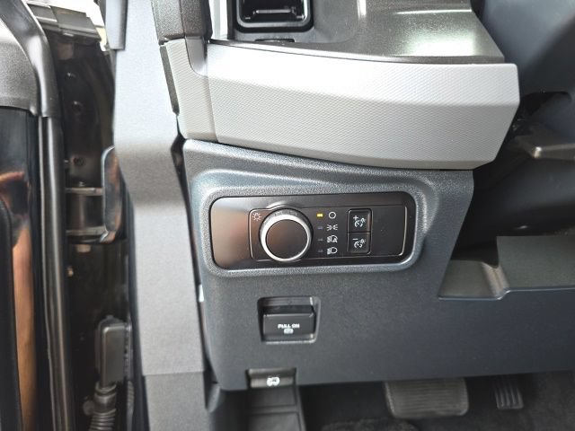 Certified 2023 Ford Bronco Big Bend w/ Sasquatch Package AWD/4WD image 23