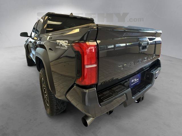 Used 2025 Toyota Tacoma TRD Off-Road AWD/4WD image 14