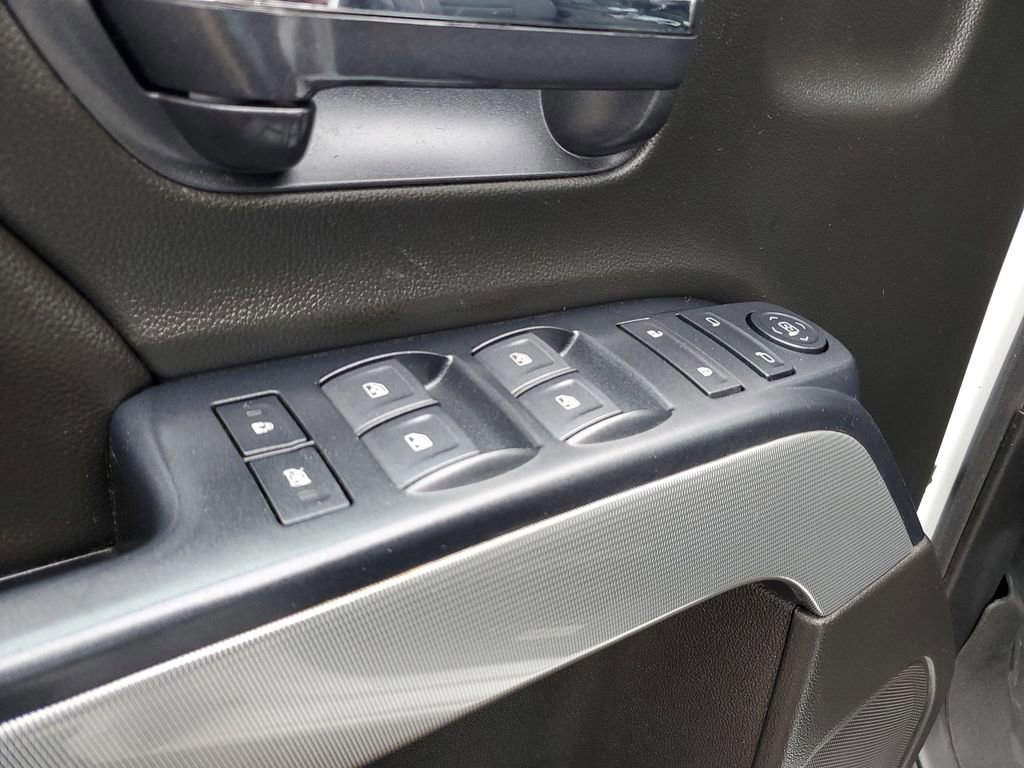 Used 2019 Chevrolet Silverado 1500 LT w/ All Star Edition image 13