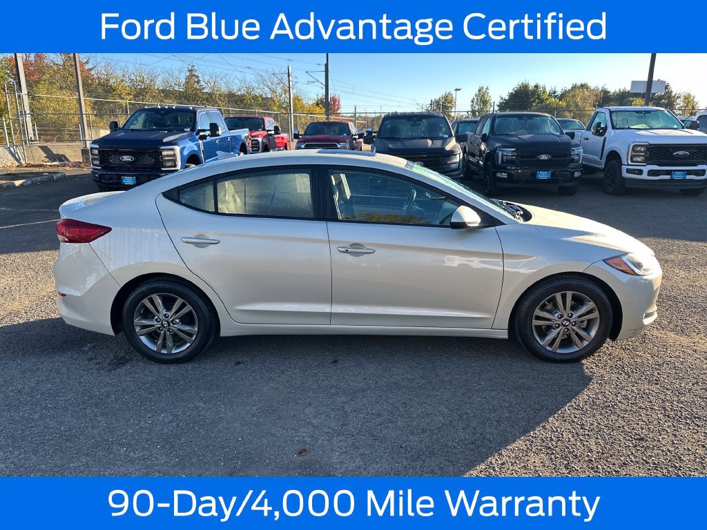 Used 2017 Hyundai Elantra Value Edition w/ Cargo Package FWD image 9