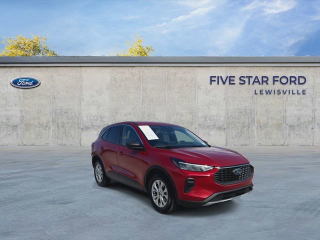 Certified 2023 Ford Escape Active AWD/4WD image 2