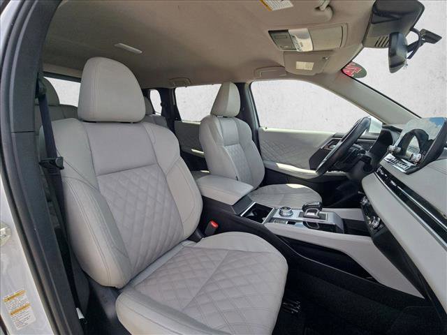Used 2024 Mitsubishi Outlander SEL AWD/4WD image 21