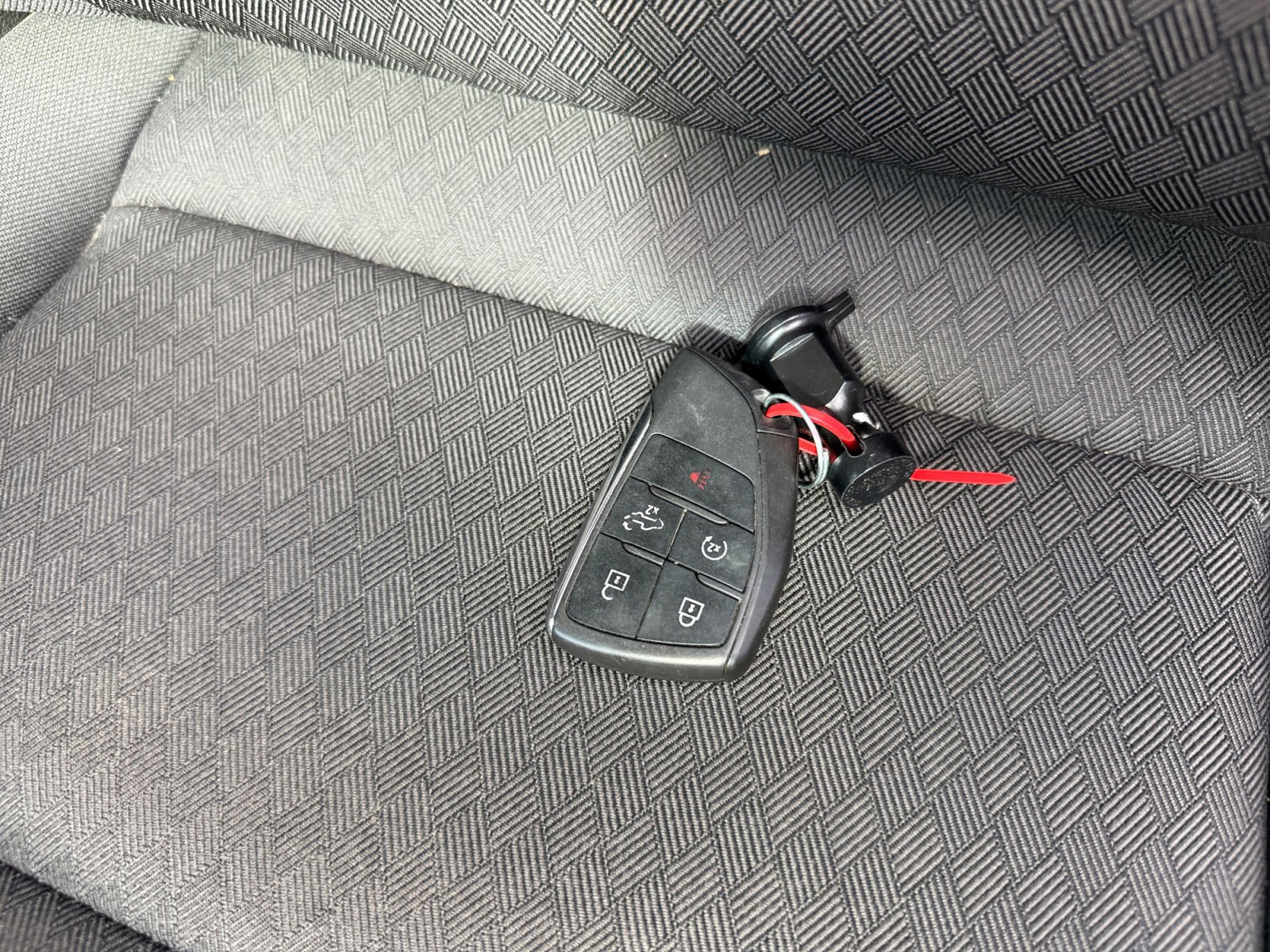 Used 2023 Chevrolet Silverado 1500 Custom image 33