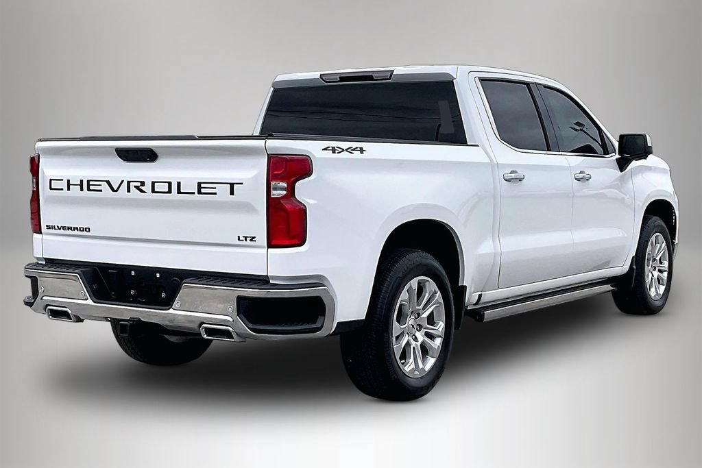 Used 2024 Chevrolet Silverado 1500 LTZ w/ LPO, Dark Essentials Package AWD/4WD image 5