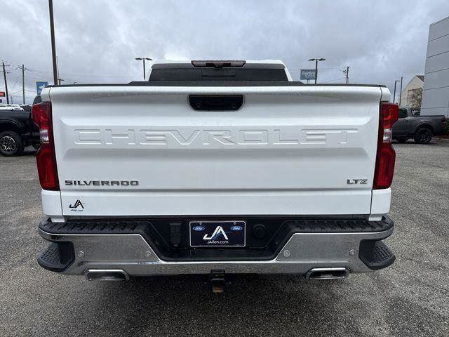 Used 2024 Chevrolet Silverado 1500 LTZ w/ LTZ Premium Package image 14