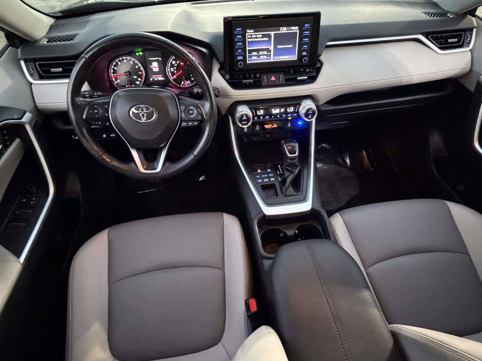 Used 2019 Toyota RAV4 XLE Premium w/ Cold Weather Package AWD/4WD image 7