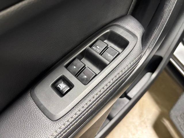 Certified 2021 Ford Ranger Lariat w/ Tremor Off-Road Package AWD/4WD image 22