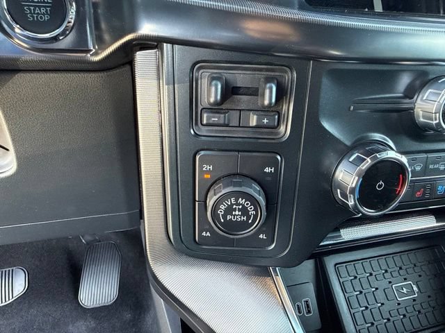 Certified 2025 Ford F150 Platinum w/ Equipment Group 702A High AWD/4WD image 29