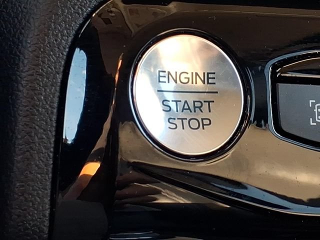 Certified 2023 Ford Escape Platinum AWD/4WD image 24