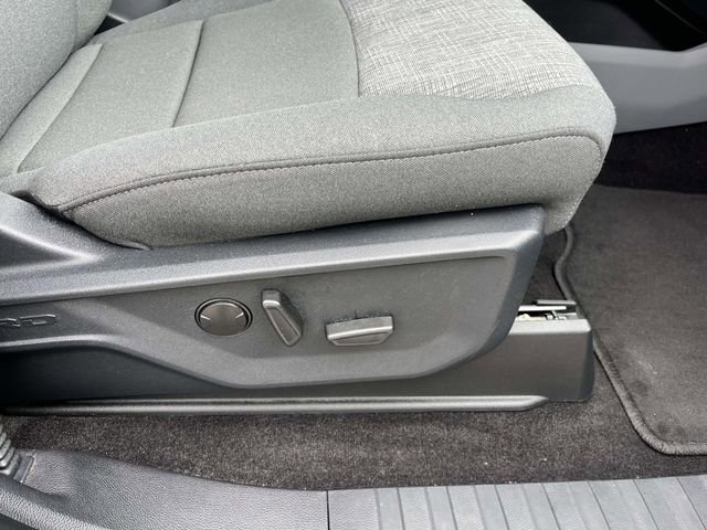 Certified 2022 Ford F150 XLT w/ Equipment Group 302A High image 25