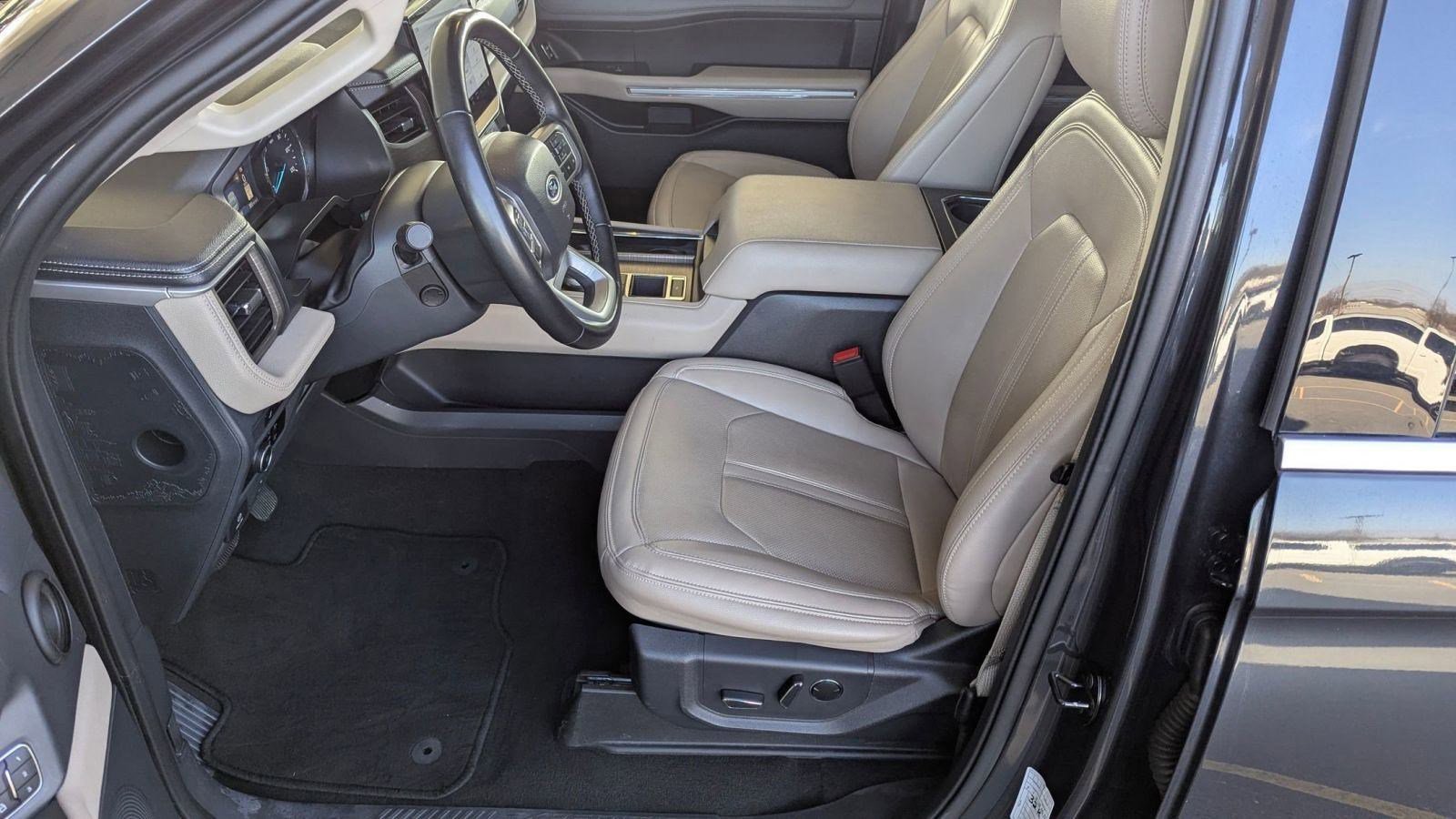 Certified 2024 Ford Expedition Max Limited image 4