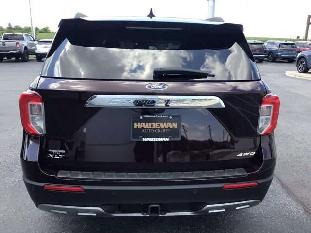 Certified 2023 Ford Explorer XLT w/ Equipment Group 202A AWD/4WD image 8