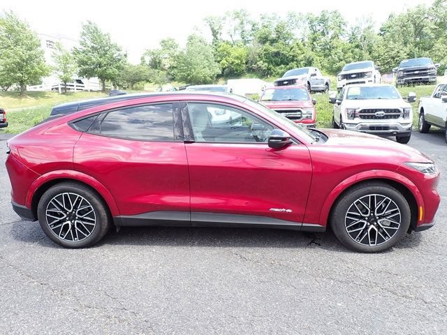Certified 2025 Ford Mustang Mach-E Premium AWD/4WD image 8