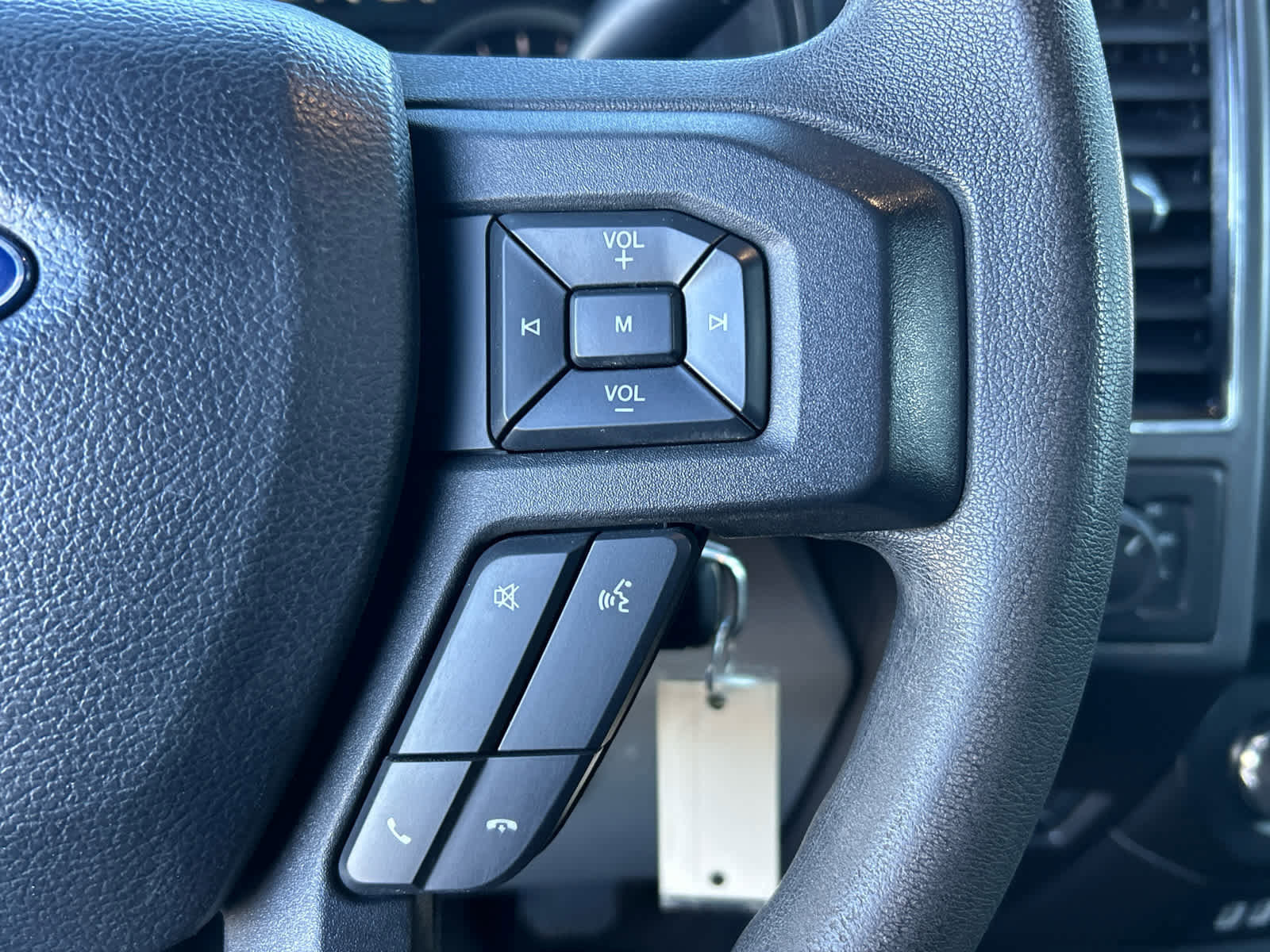 Certified 2020 Ford F150 XLT image 30