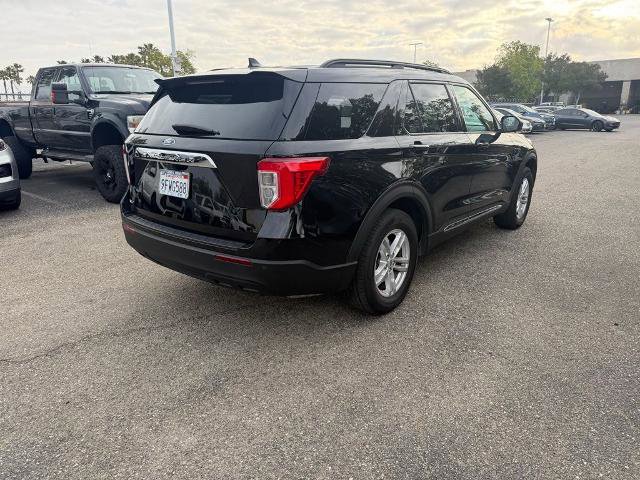 Certified 2023 Ford Explorer XLT RWD image 3