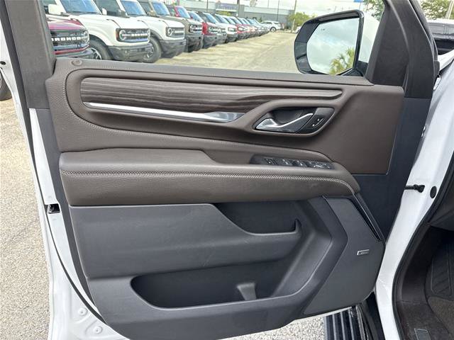 Used 2023 GMC Yukon Denali RWD image 25